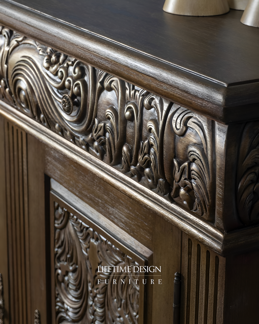 CAMILLE CREDENZA